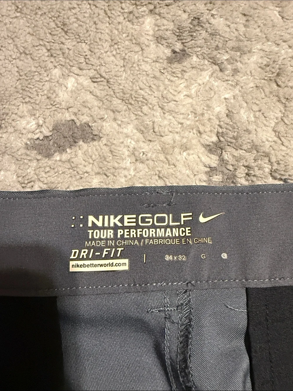 Nike Men's Dark Gray Straight-Leg Chino Pants